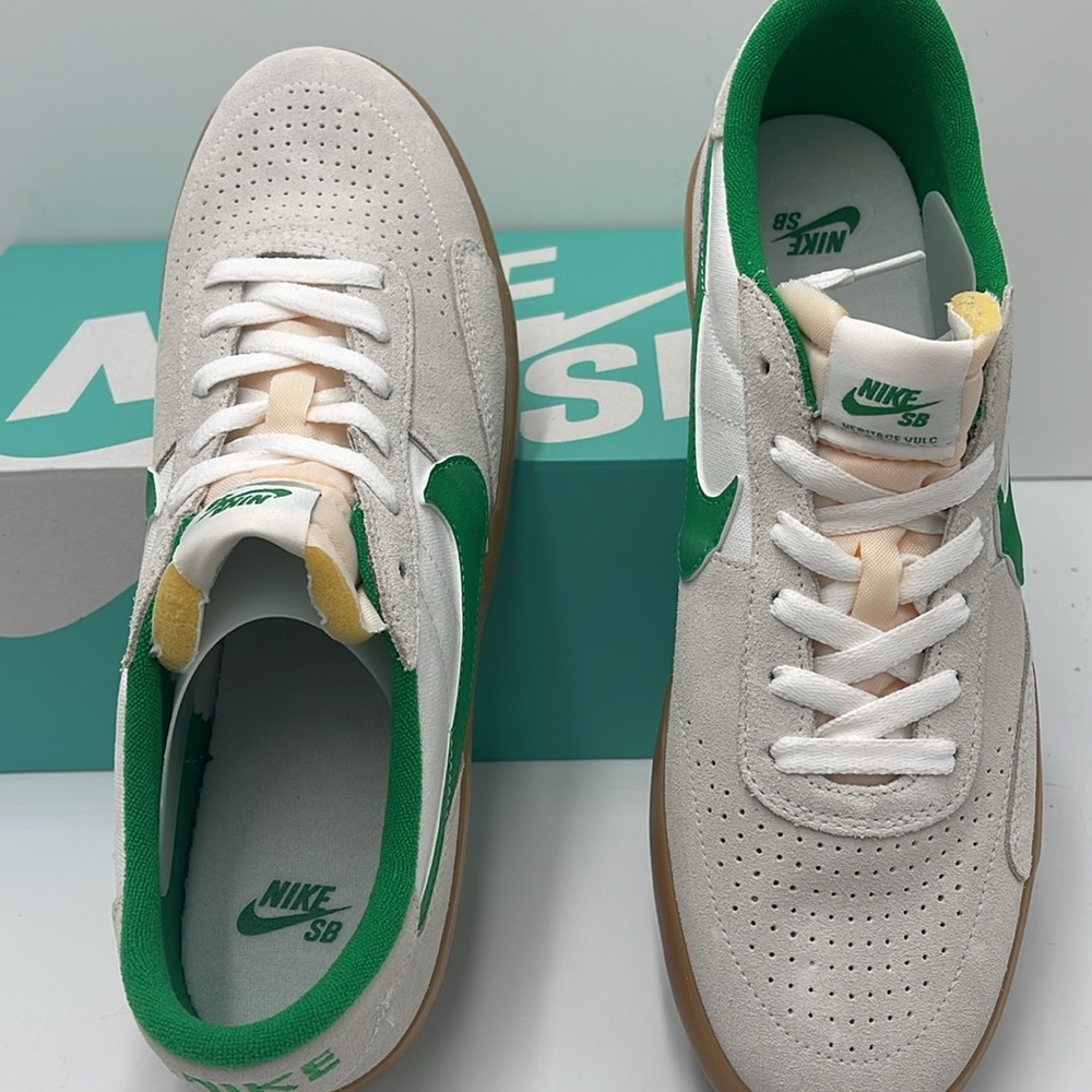 Nike 2020
Heritage Vulc SB 'Lucky Green
Gum'
Heritage Vulc - Picture 12 of 16